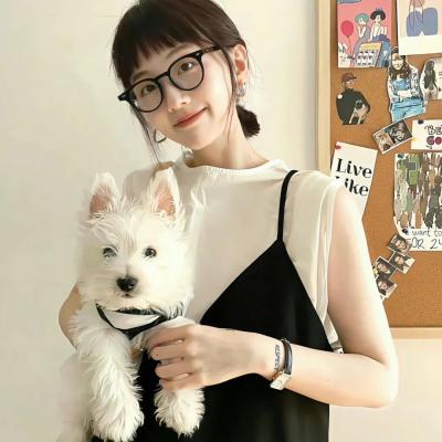 猫咪第一次见到小奶狗的反应，太治愈了 - 百花影院